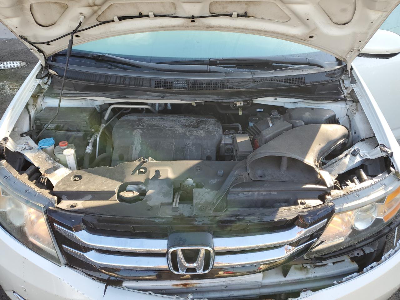 2014 Honda Odyssey - Image 12