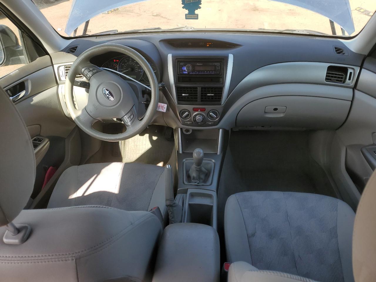 2010 Subaru Forester - Image 8