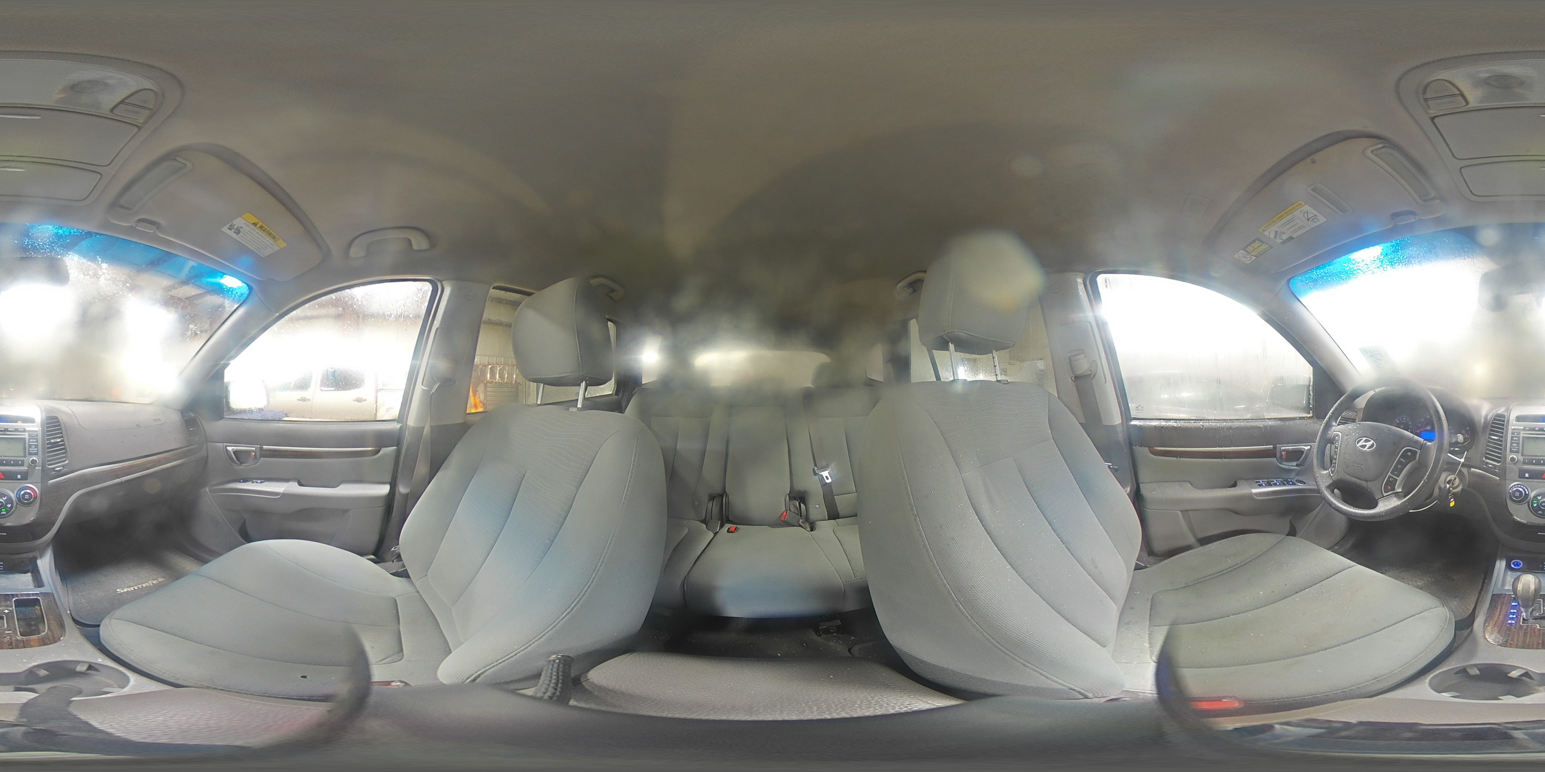 2012 Hyundai Santa Fe - Image 14