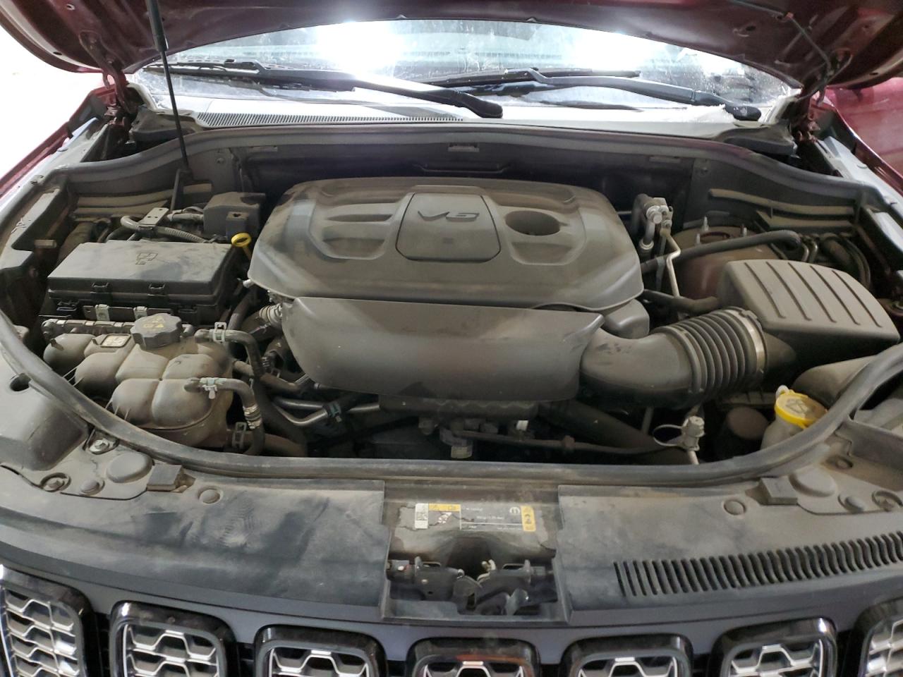2021 Jeep Grand Cherokee - Image 12