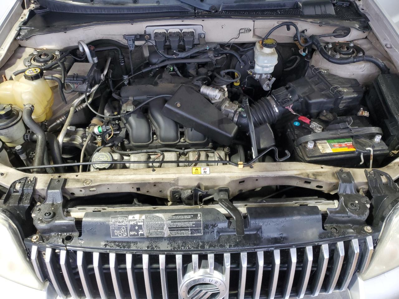 2005 Mercury Mariner - Image 12
