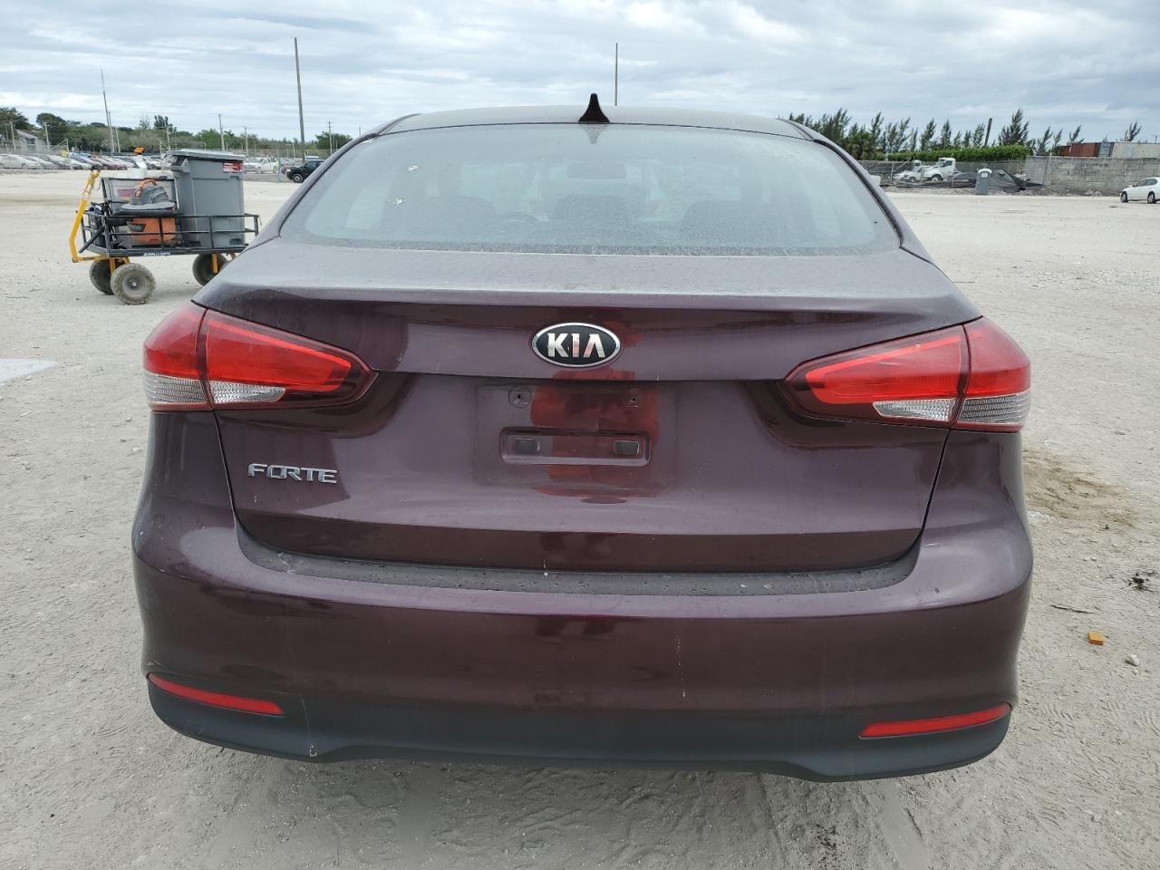 2018 Kia Forte - Image 6