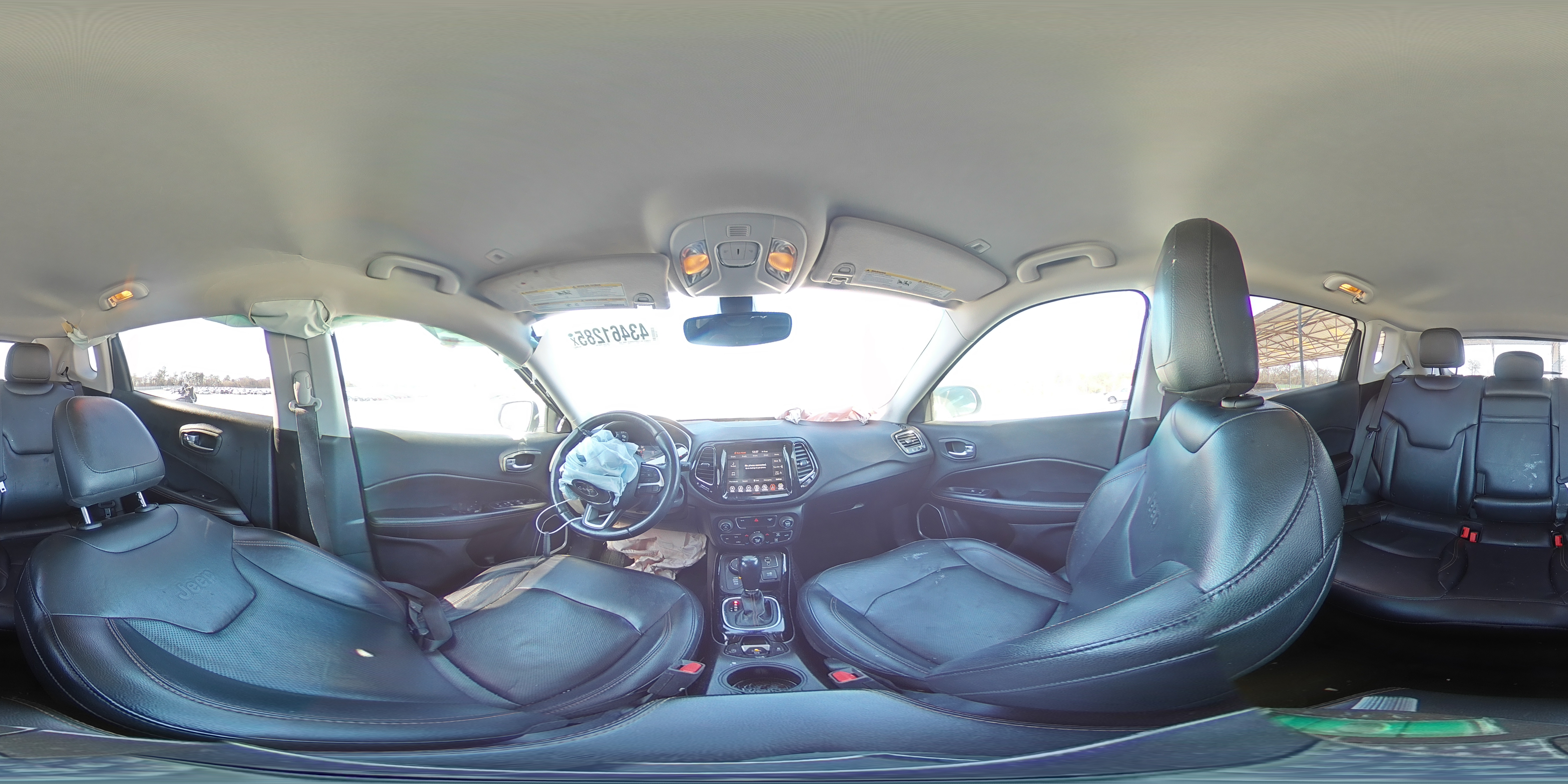 2019 Jeep Compass - Image 13