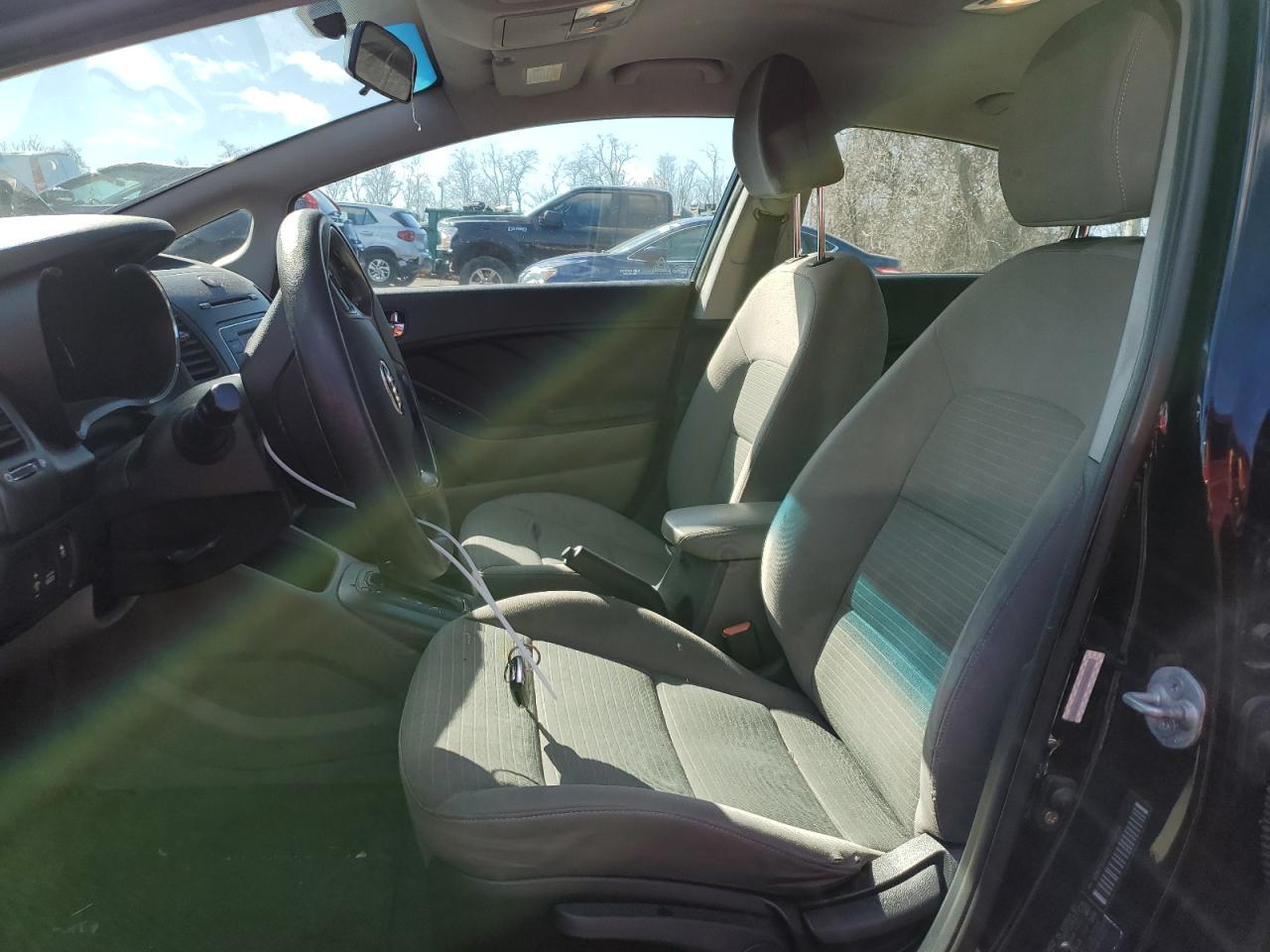 2014 Kia Forte - Image 7