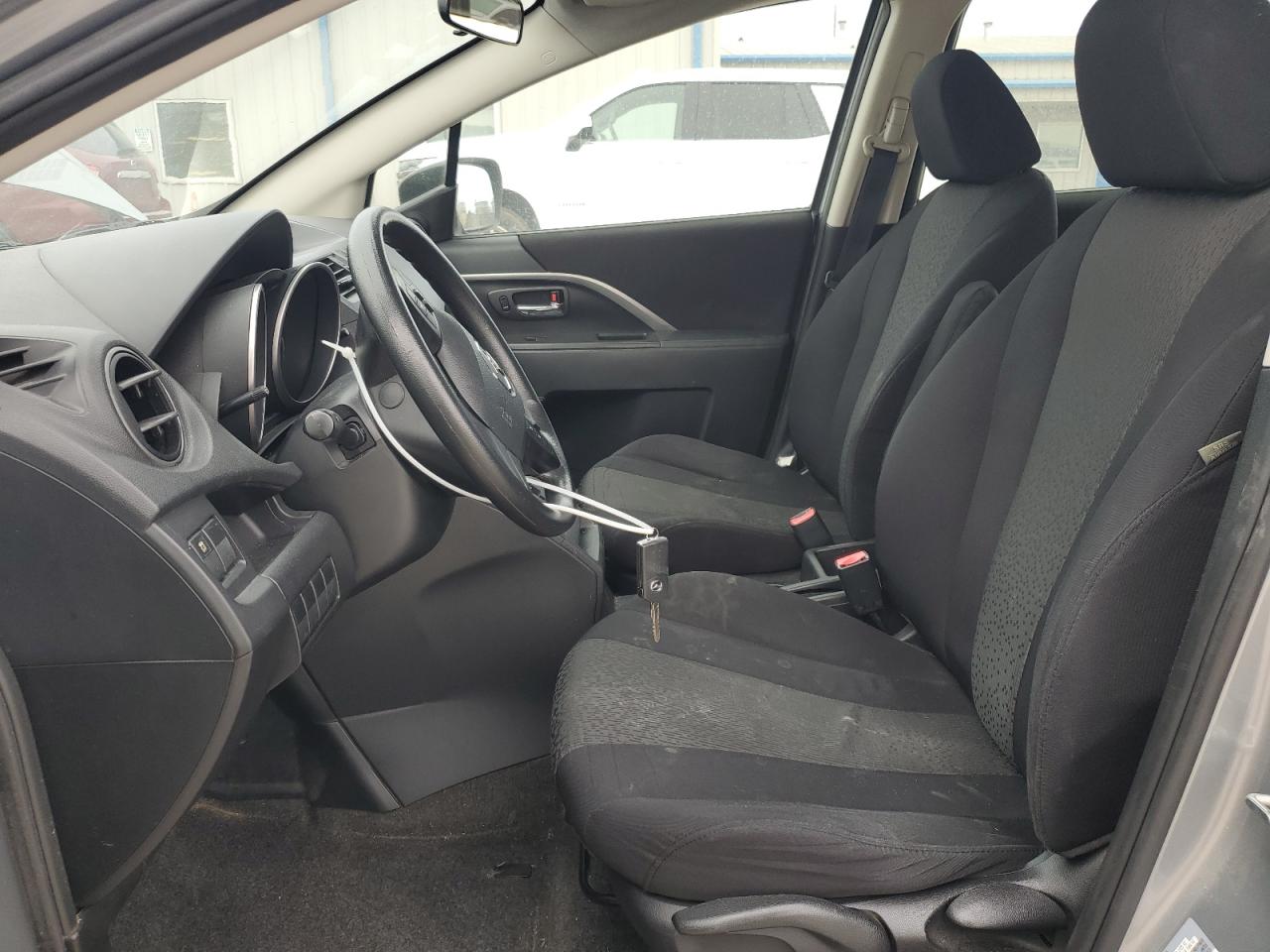 2012 Mazda 5 - Image 7
