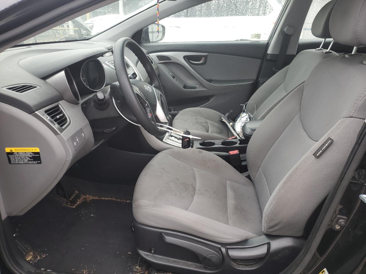 2012 Hyundai Elantra - Image 7
