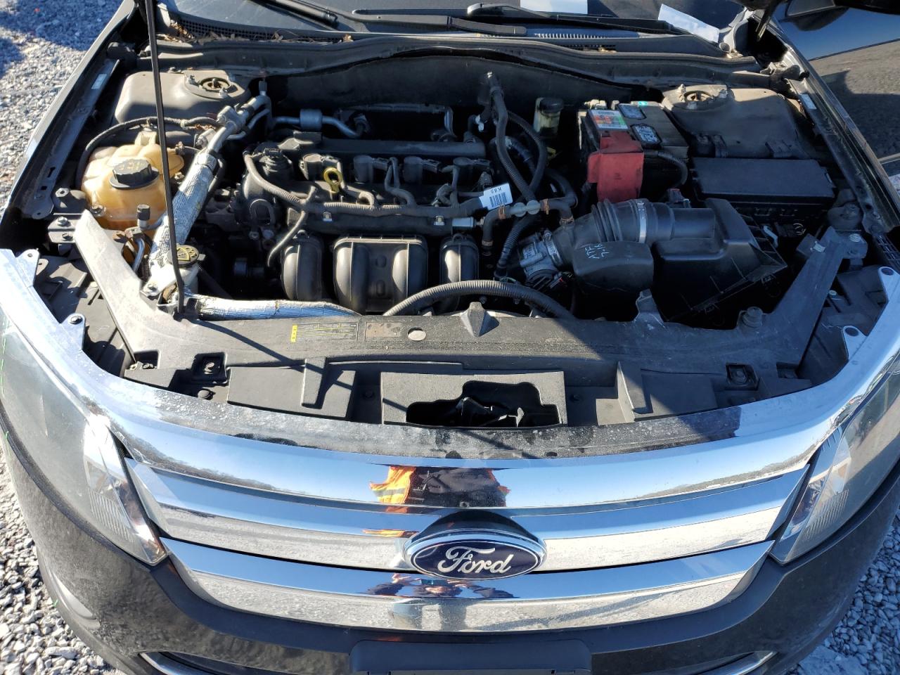 2010 Ford Fusion - Image 11