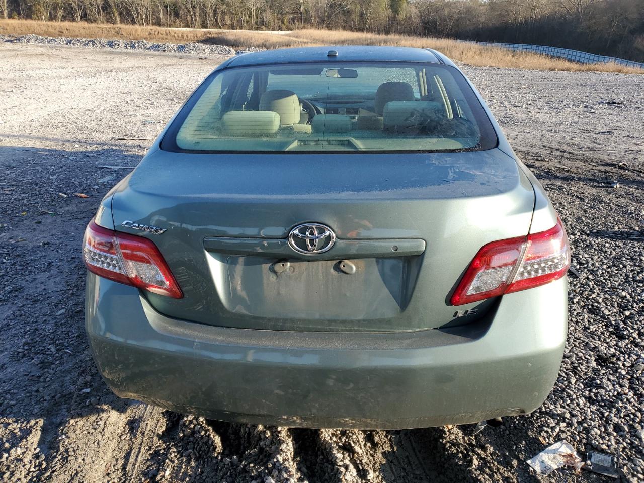 2011 Toyota Camry - Image 6