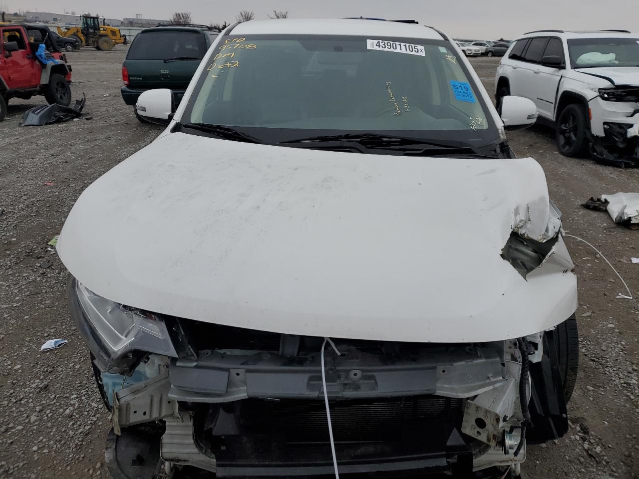 2019 Mitsubishi Outlander - Image 5