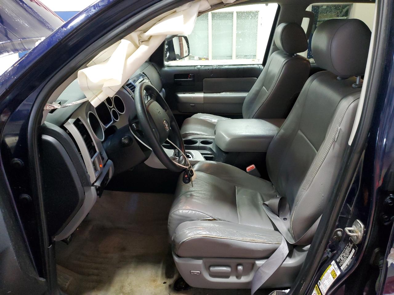 2009 Toyota Sequoia - Image 7