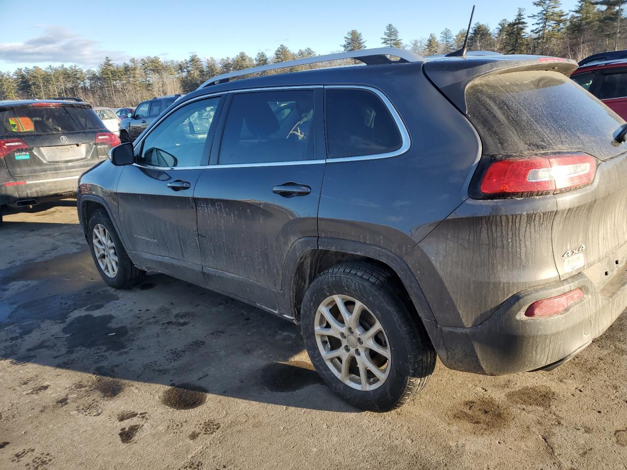 2016 Jeep Grand Cherokee - Image 2