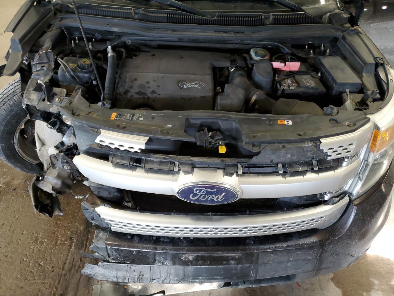 2014 Ford Explorer - Image 14