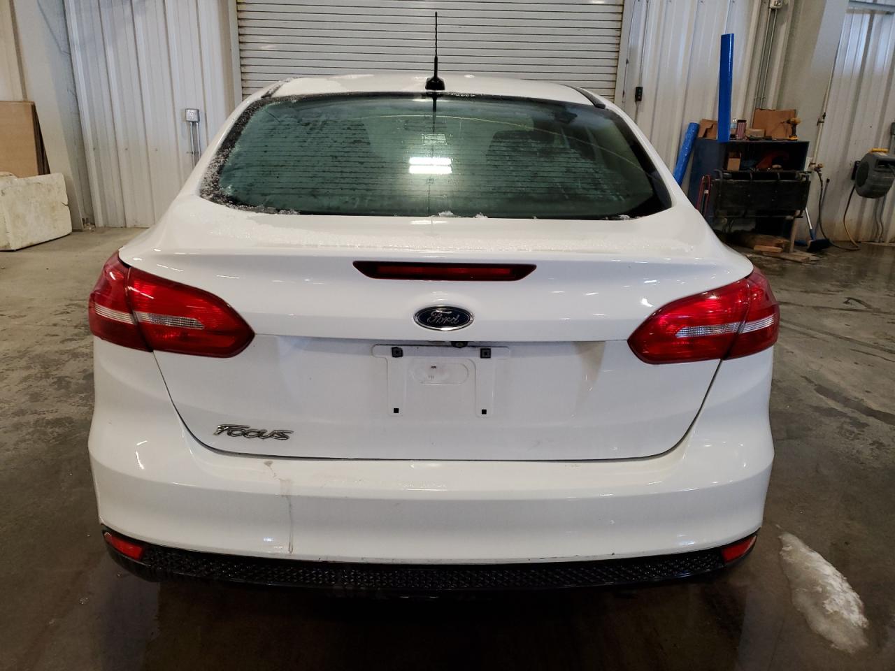 2015 Ford Focus - Image 6
