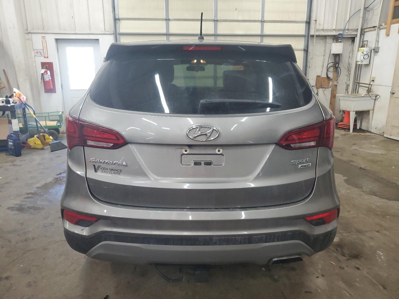 2018 Hyundai Santa Fe - Image 6