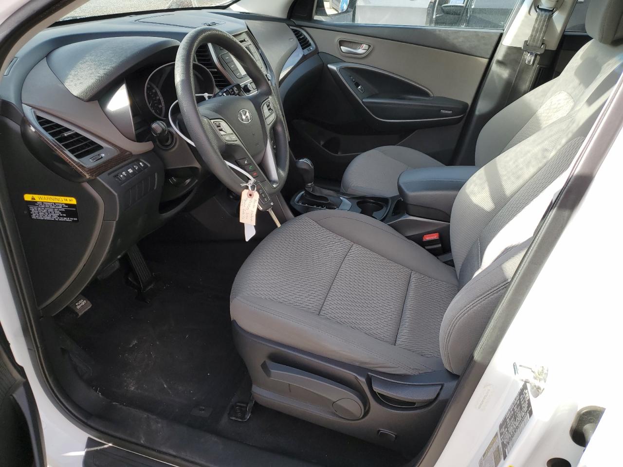 2018 Hyundai Santa Fe - Image 7