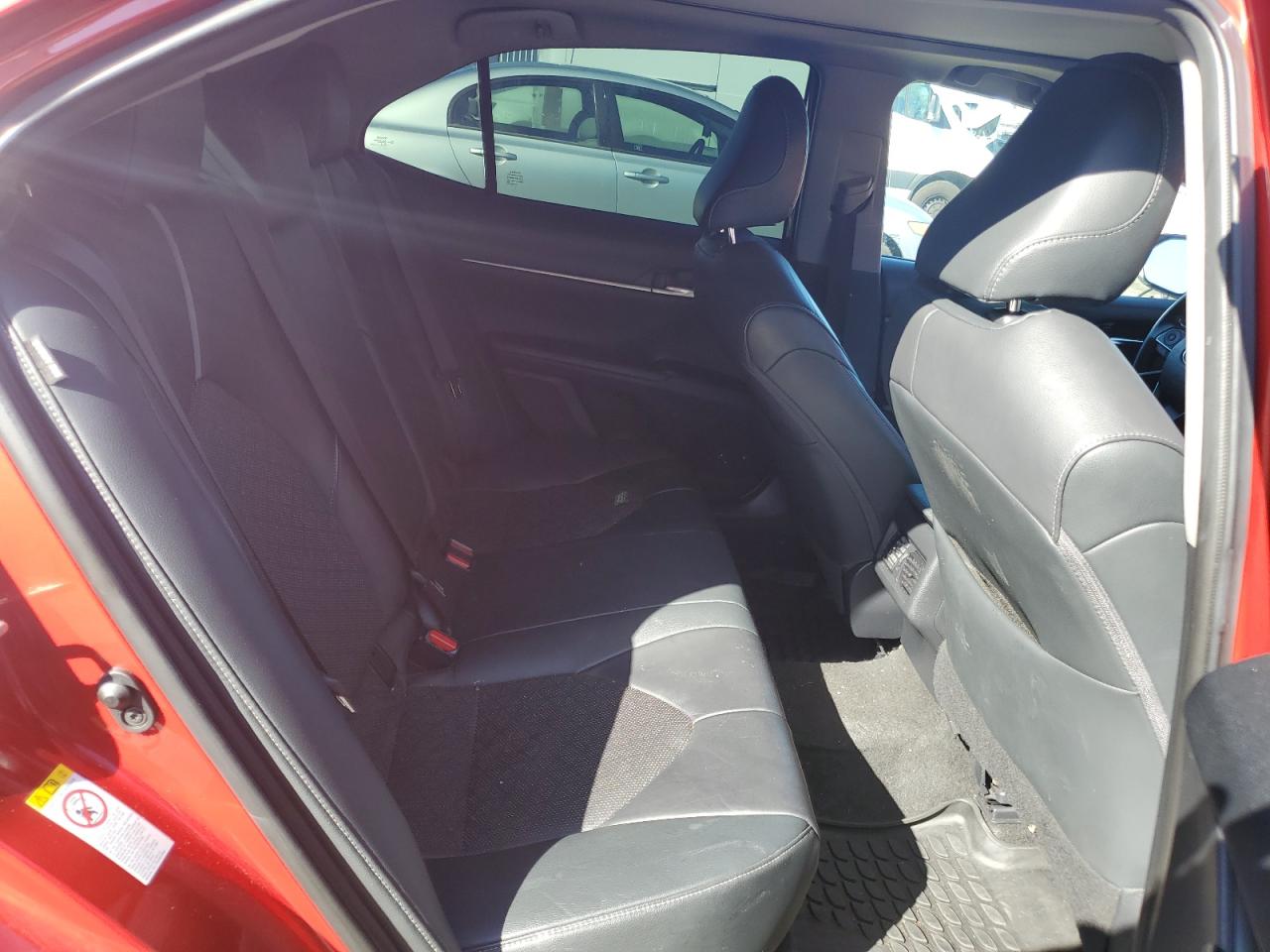 2019 Toyota Camry - Image 10