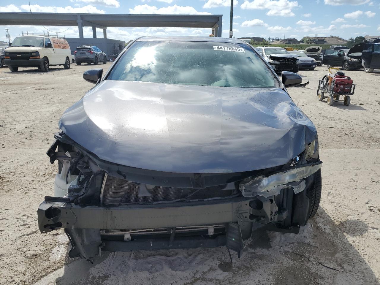 2016 Toyota Camry - Image 5