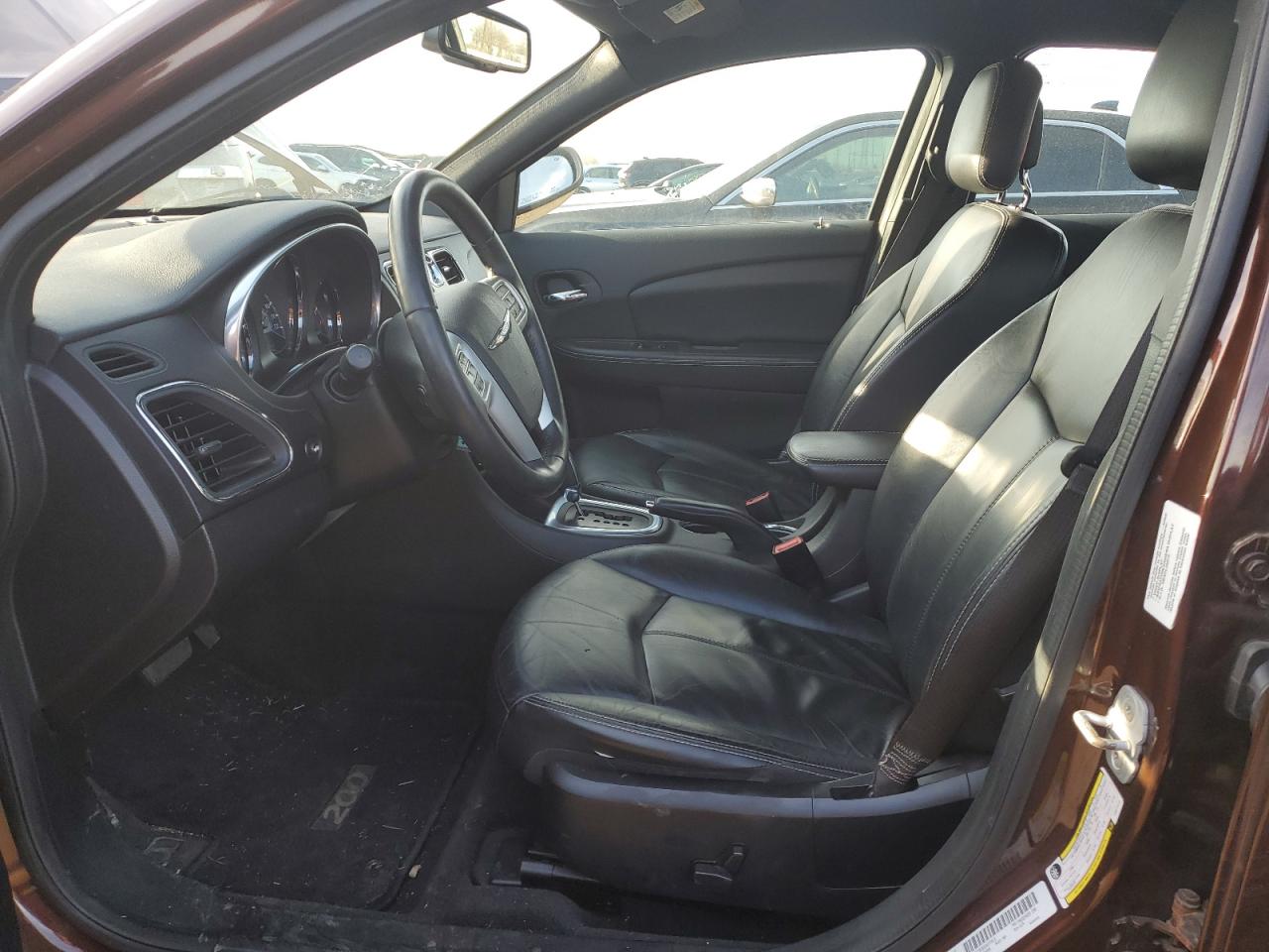2012 Chrysler 200 - Image 7
