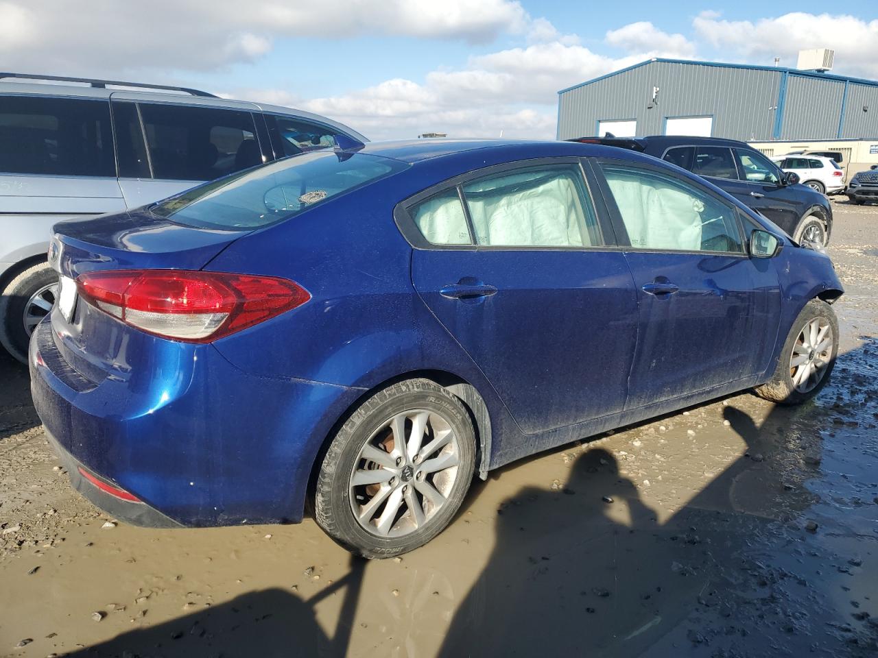2017 Kia Forte - Image 3