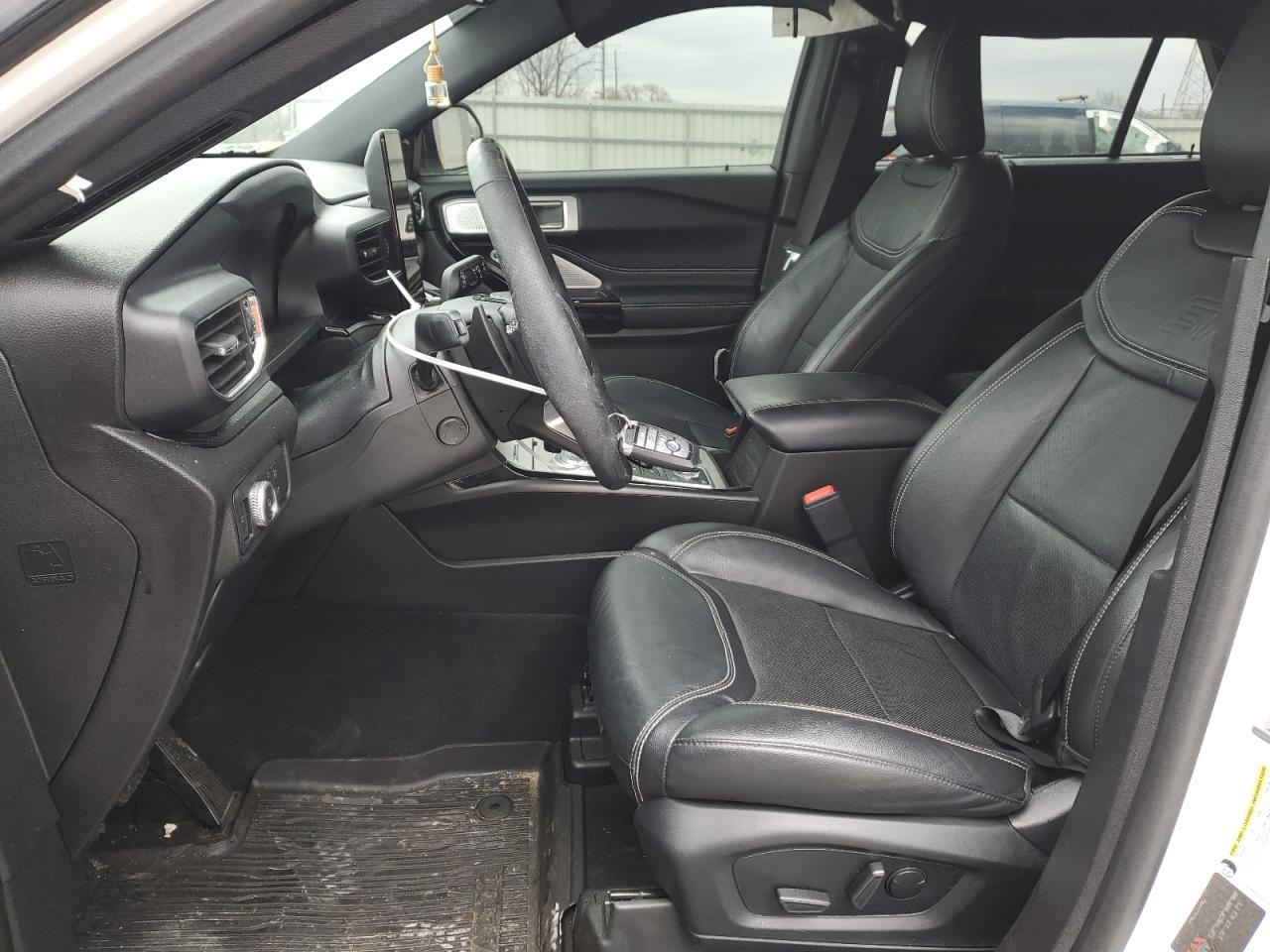 2022 Ford Explorer - Image 7