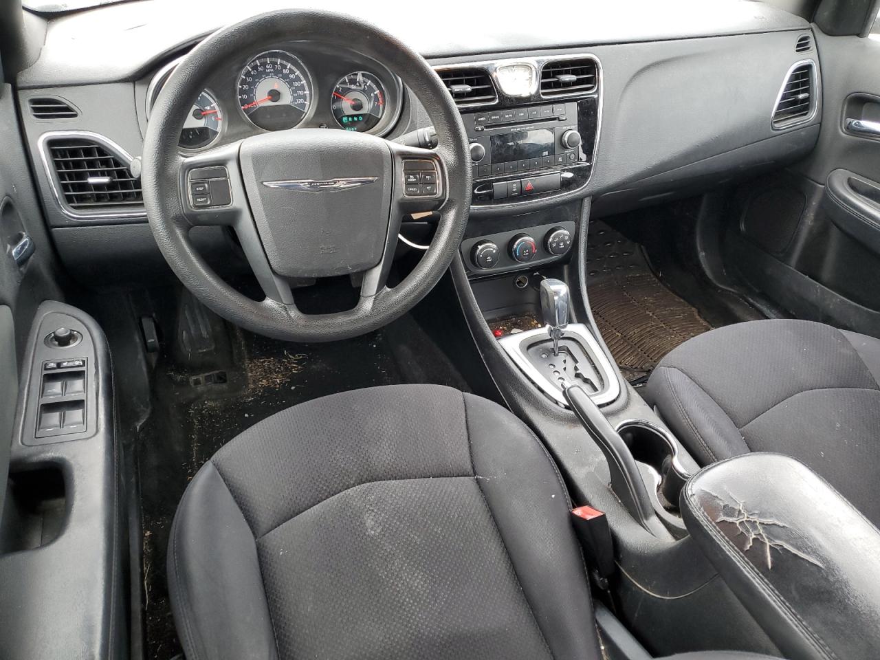 2012 Chrysler 200 - Image 8