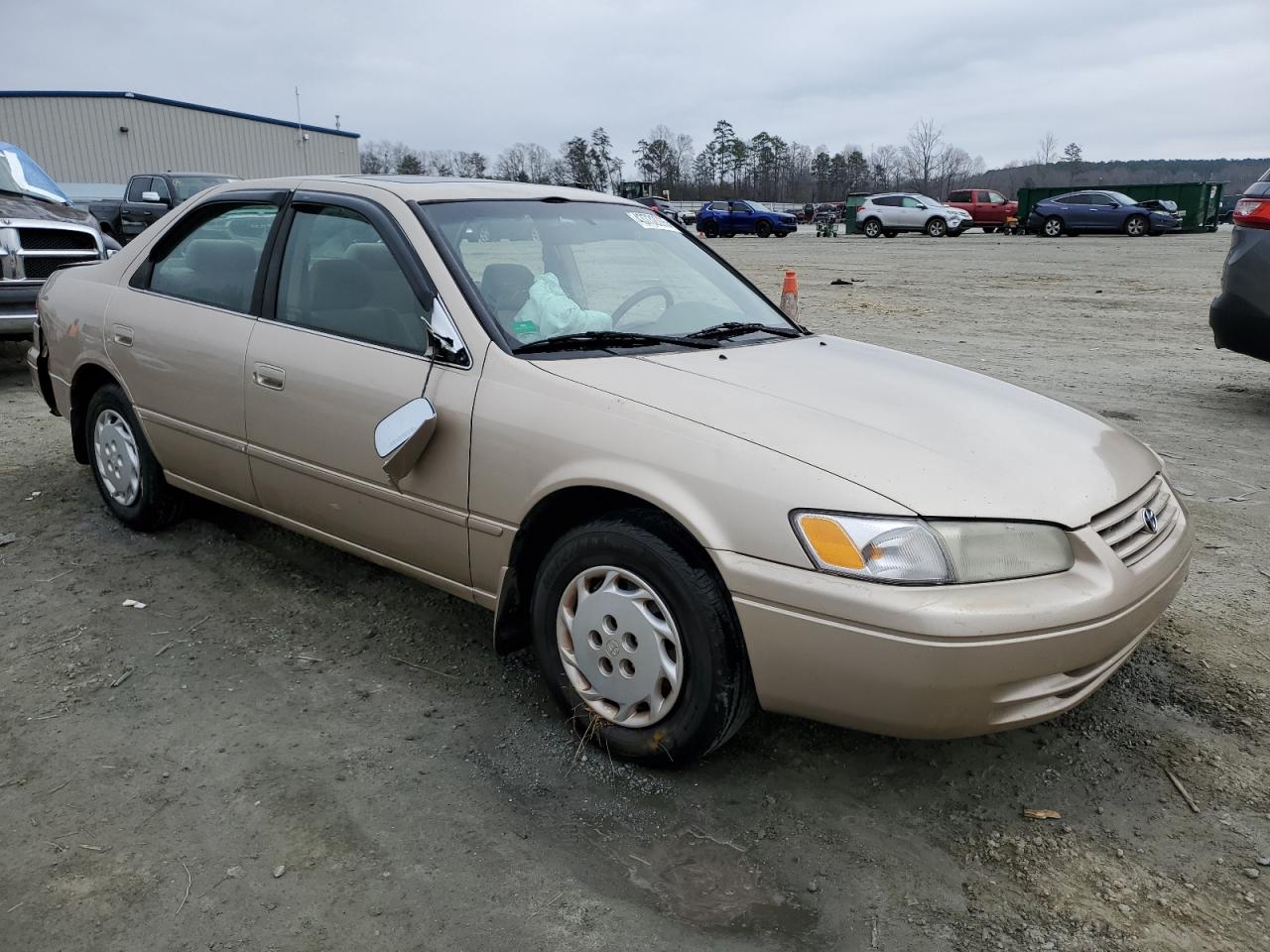 1999 Toyota Camry - Image 4