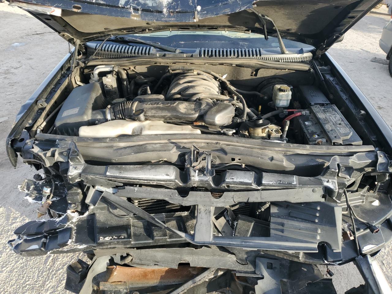 2006 Ford Explorer - Image 13