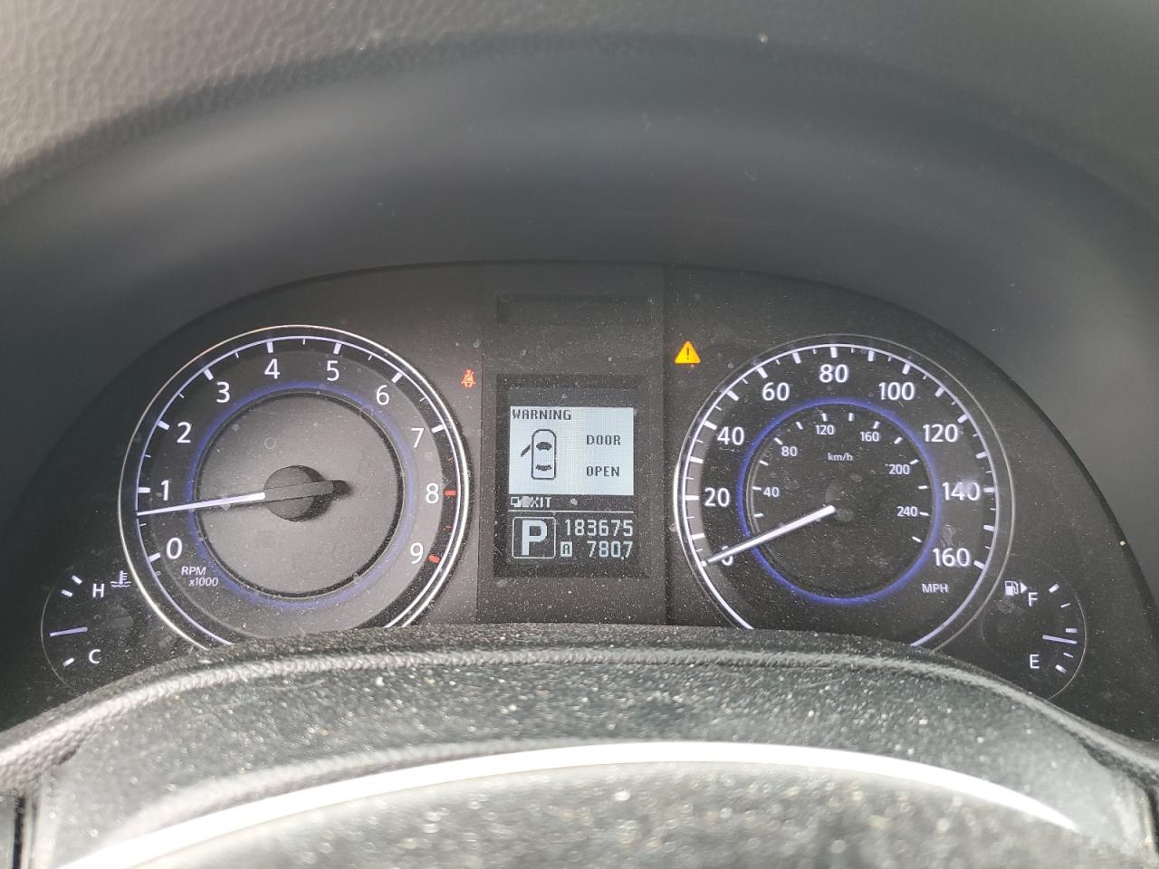2015 Infiniti Q40 - Image 9