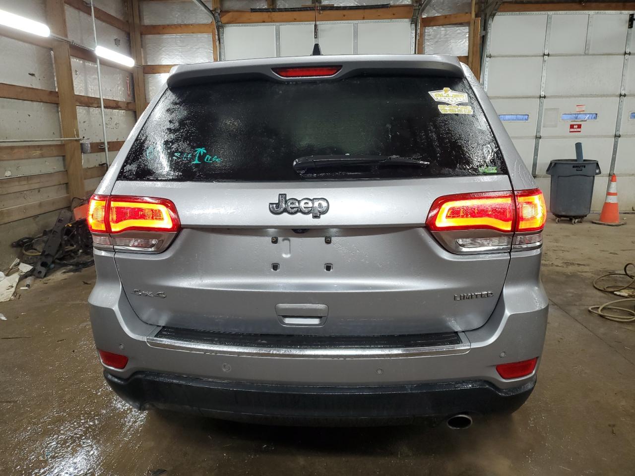 2015 Jeep Grand Cherokee - Image 6