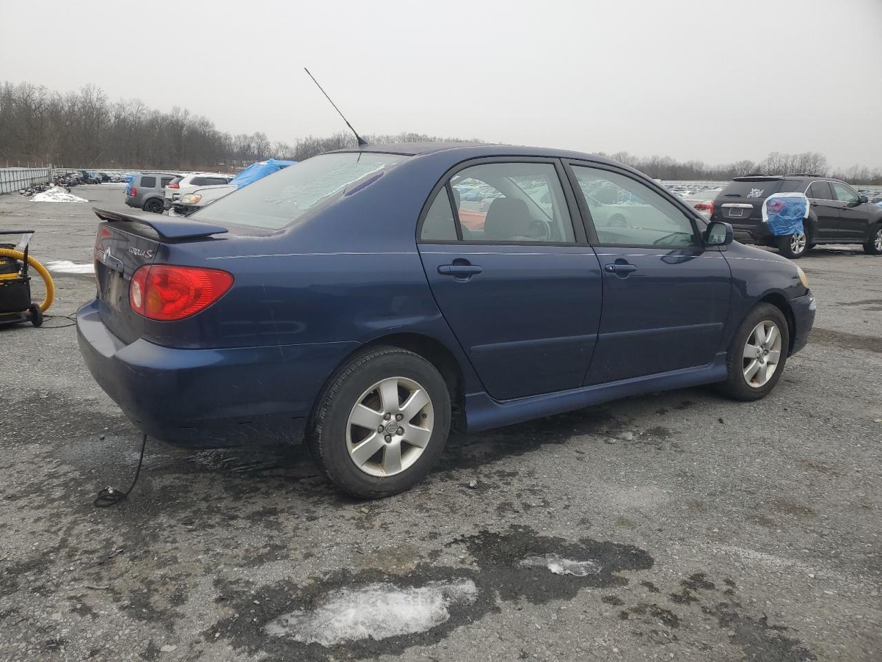 2004 Toyota Corolla - Image 3
