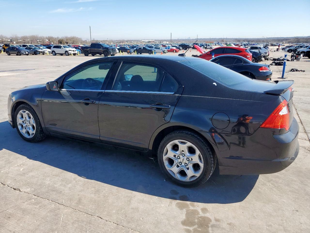 2010 Ford Fusion - Image 2