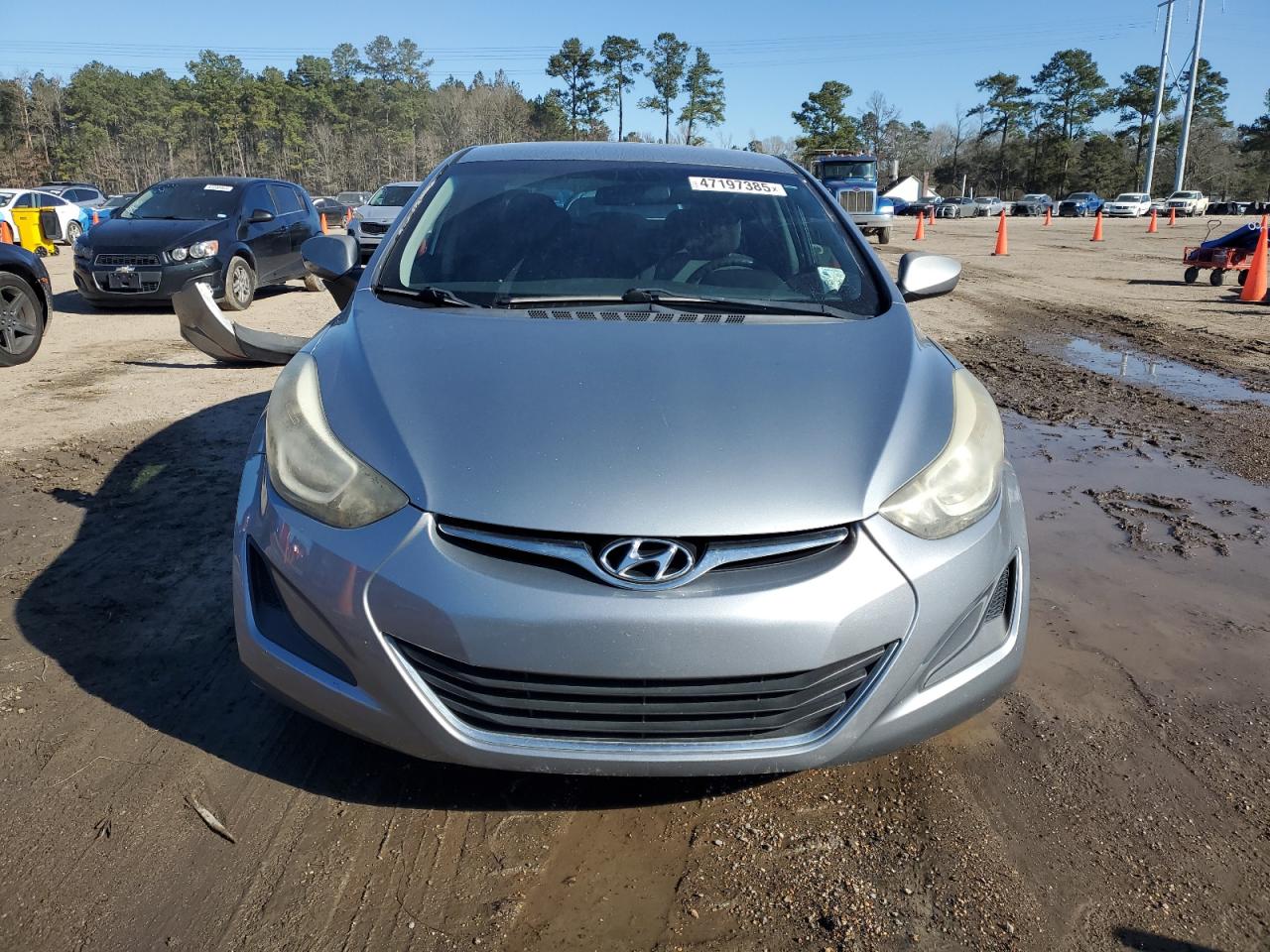 2016 Hyundai Elantra - Image 5