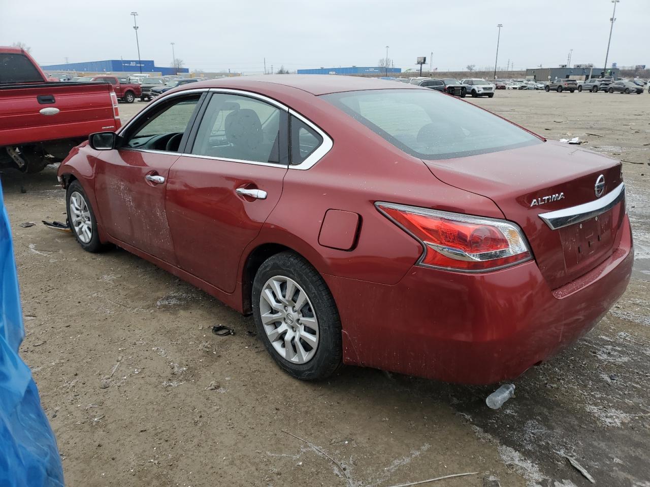 2015 Nissan Altima - Image 2