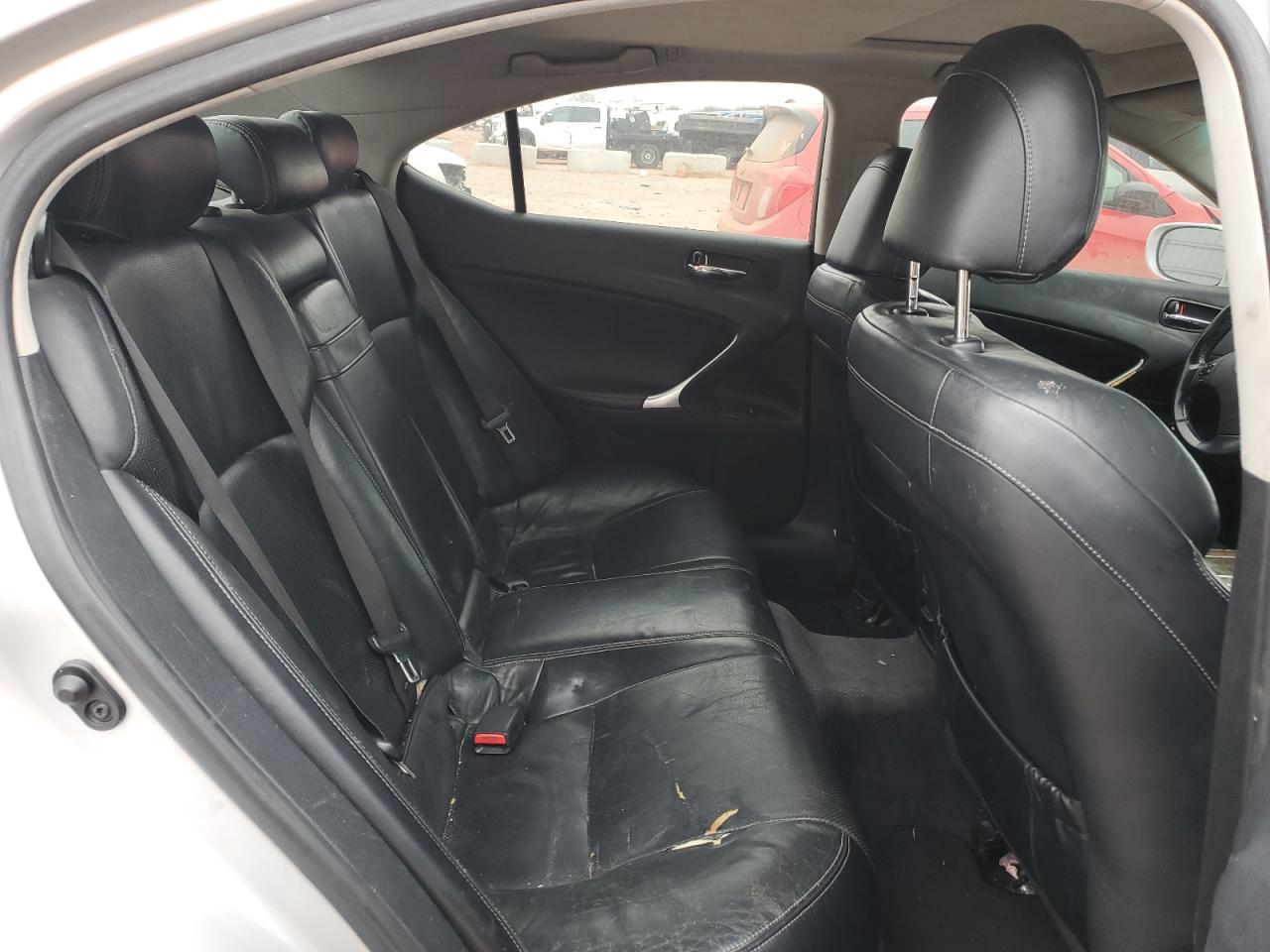 2009 Lexus IS - Image 10