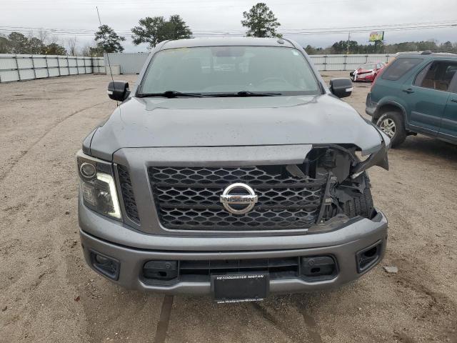  NISSAN TITAN 2018 Сірий