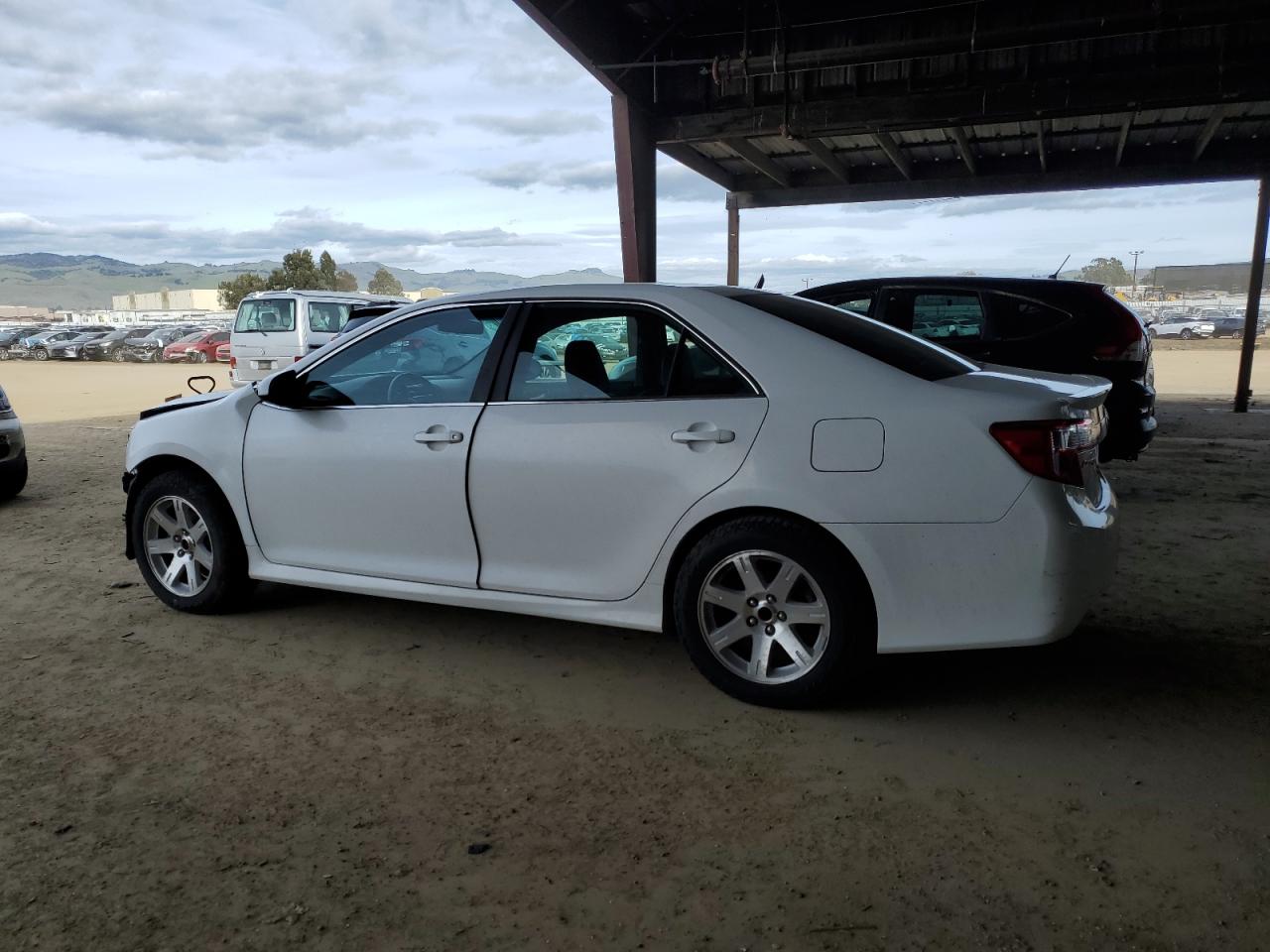 2013 Toyota Camry - Image 2