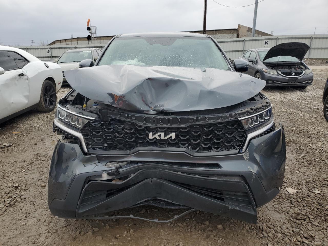 2022 Kia Sorento - Image 5