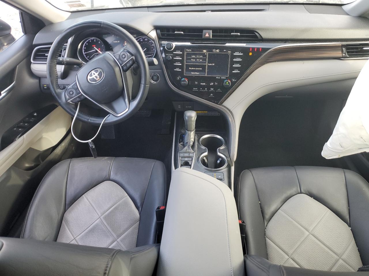 2019 Toyota Camry - Image 8