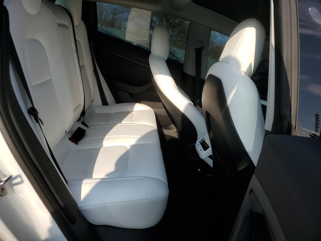 2022 Tesla Model 3 VIN: 5YJ3E1EBXNF227249 Lot: 43973435