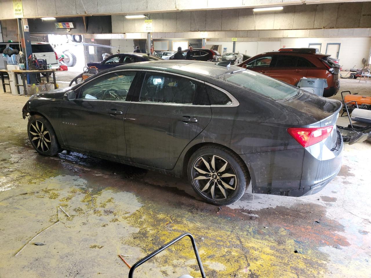 2016 Chevrolet Malibu - Image 2