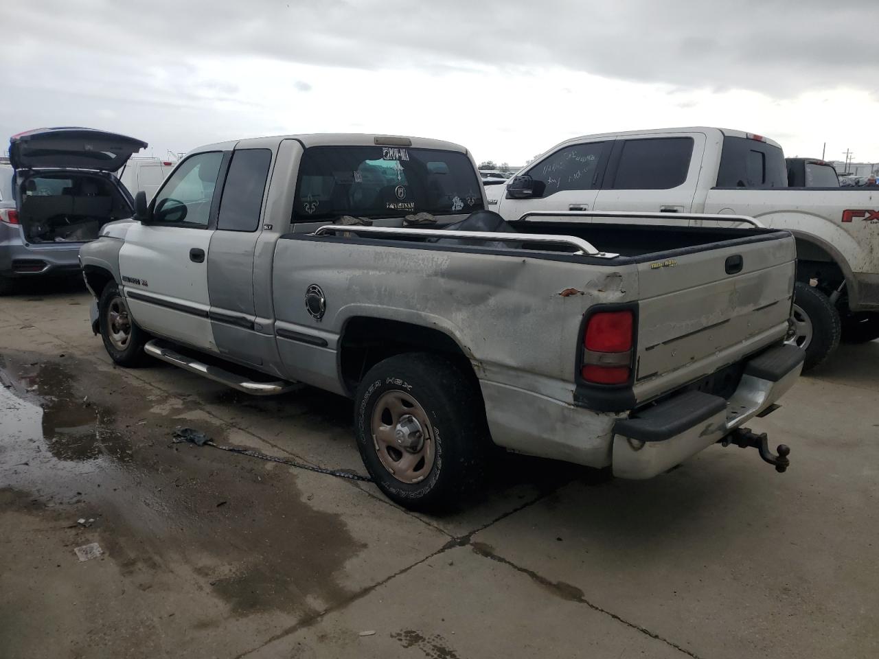 1998 Dodge RAM - Image 2