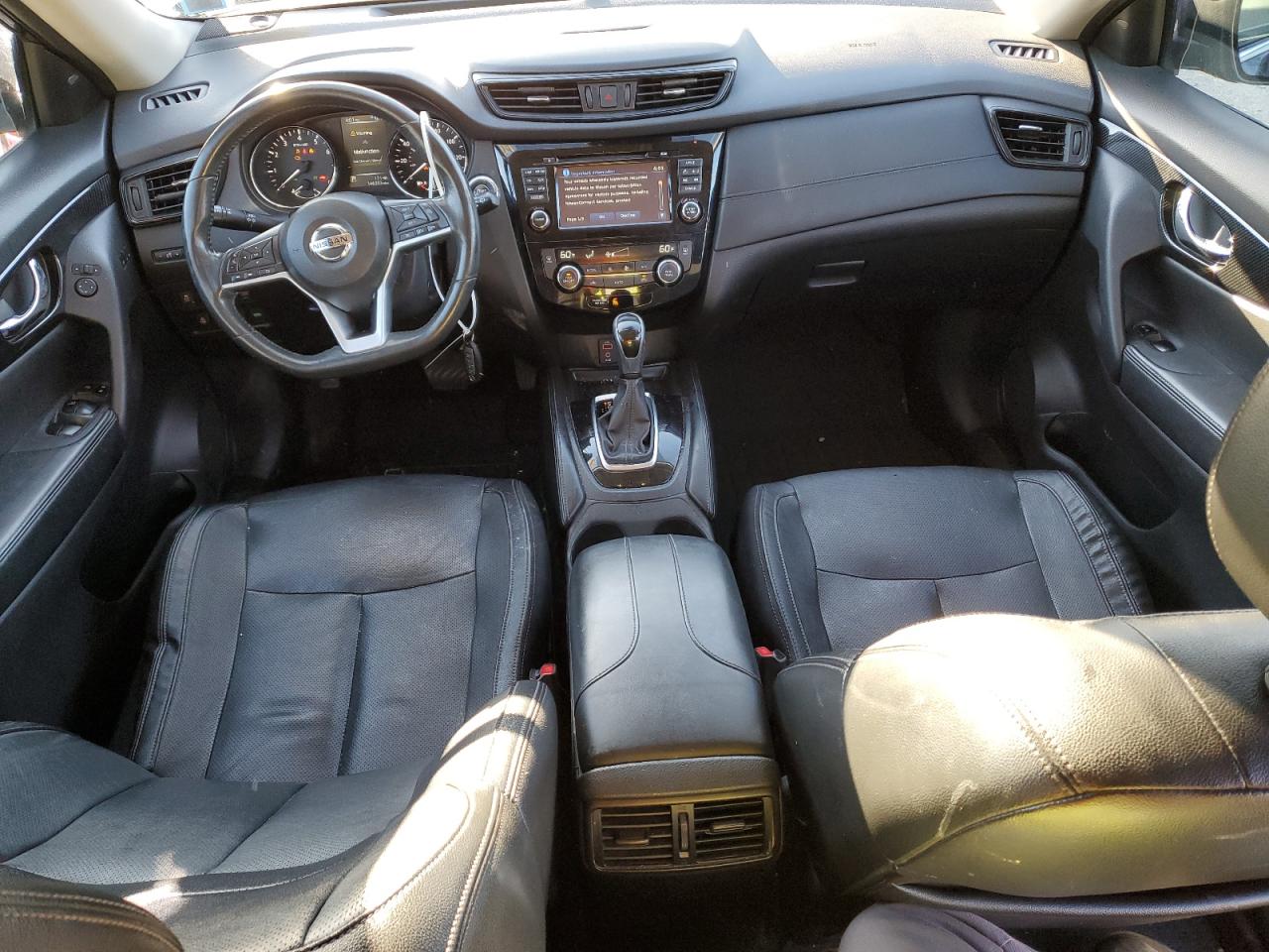 2017 Nissan Rogue - Image 8