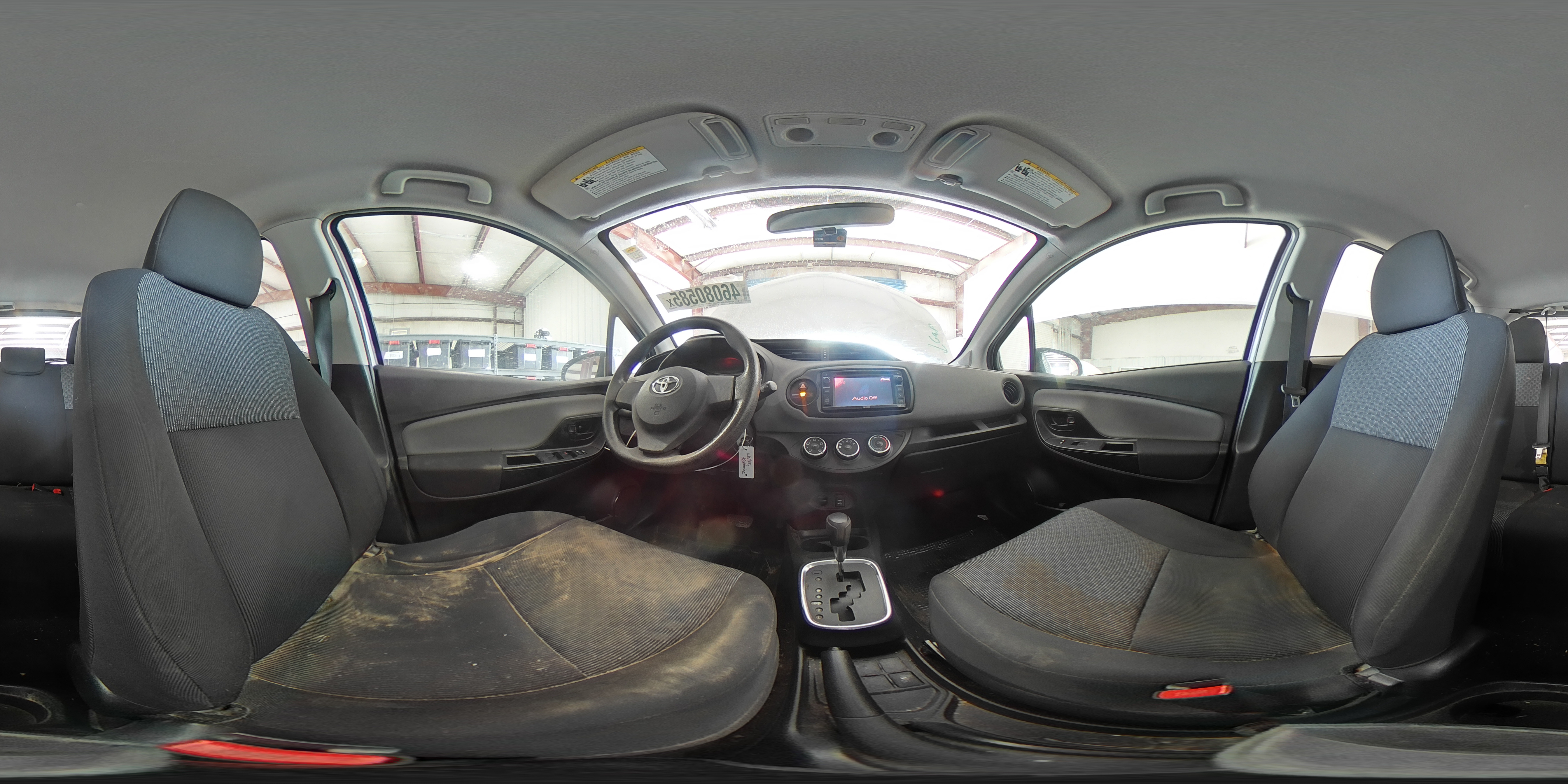 2016 Toyota Yaris - Image 12