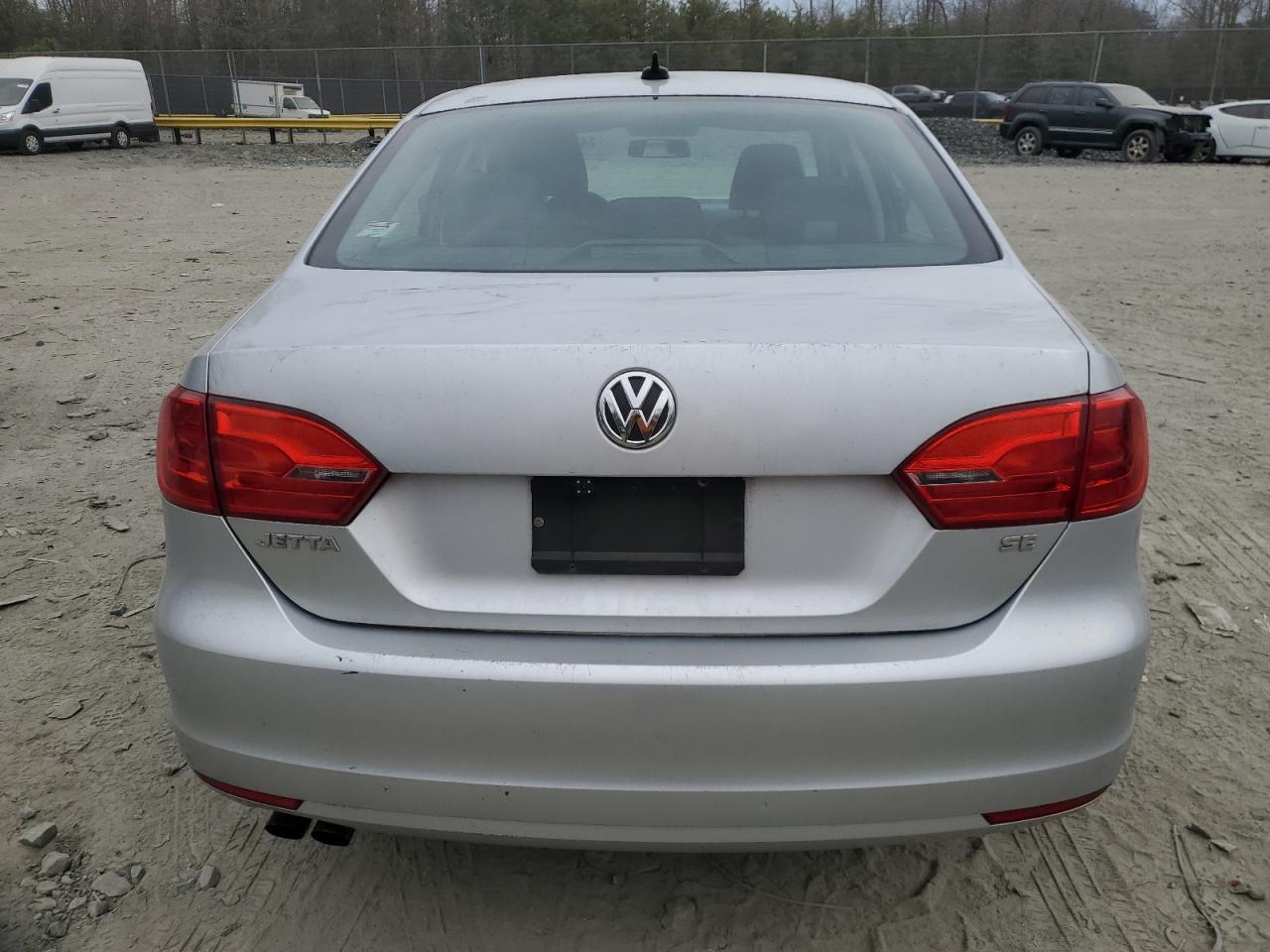 2014 Volkswagen Jetta - Image 6