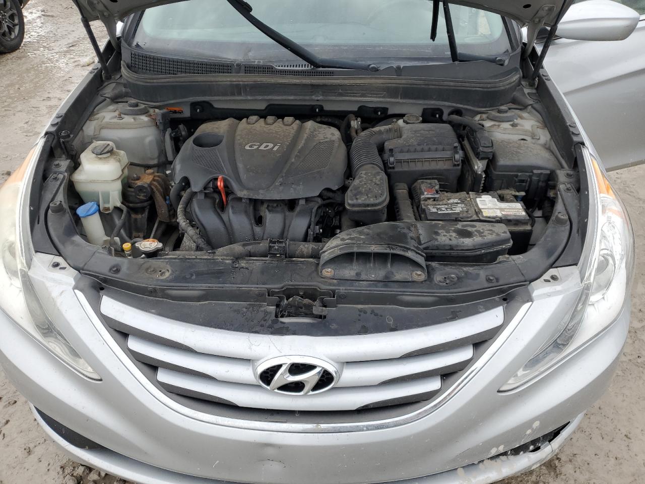 2014 Hyundai Sonata - Image 11