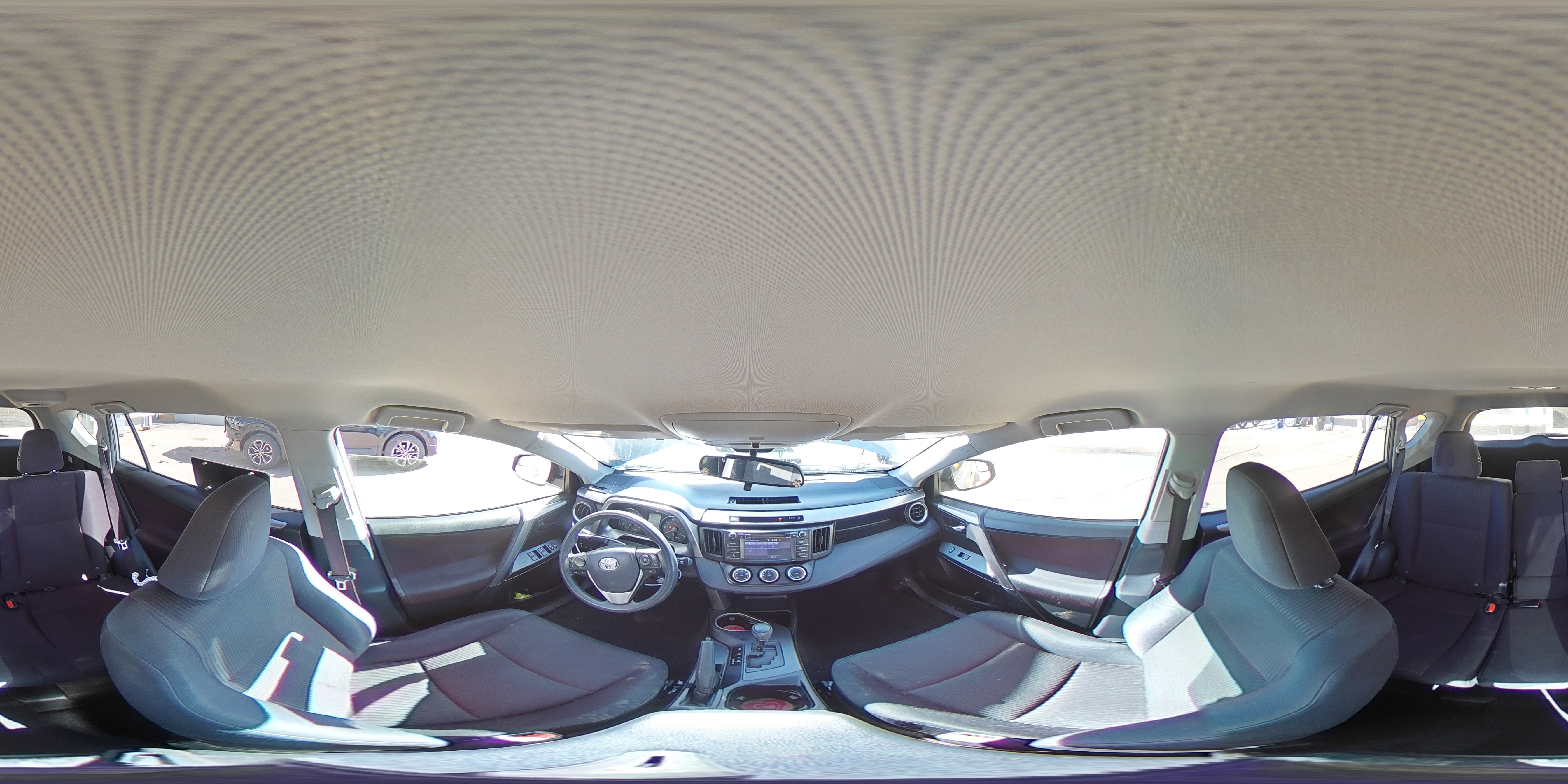 2018 Toyota RAV 4 - Image 14