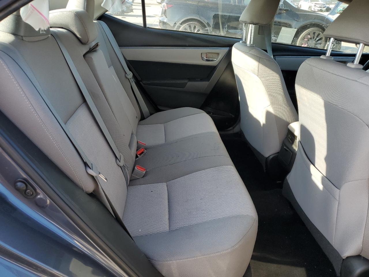 2015 Toyota Corolla - Image 10