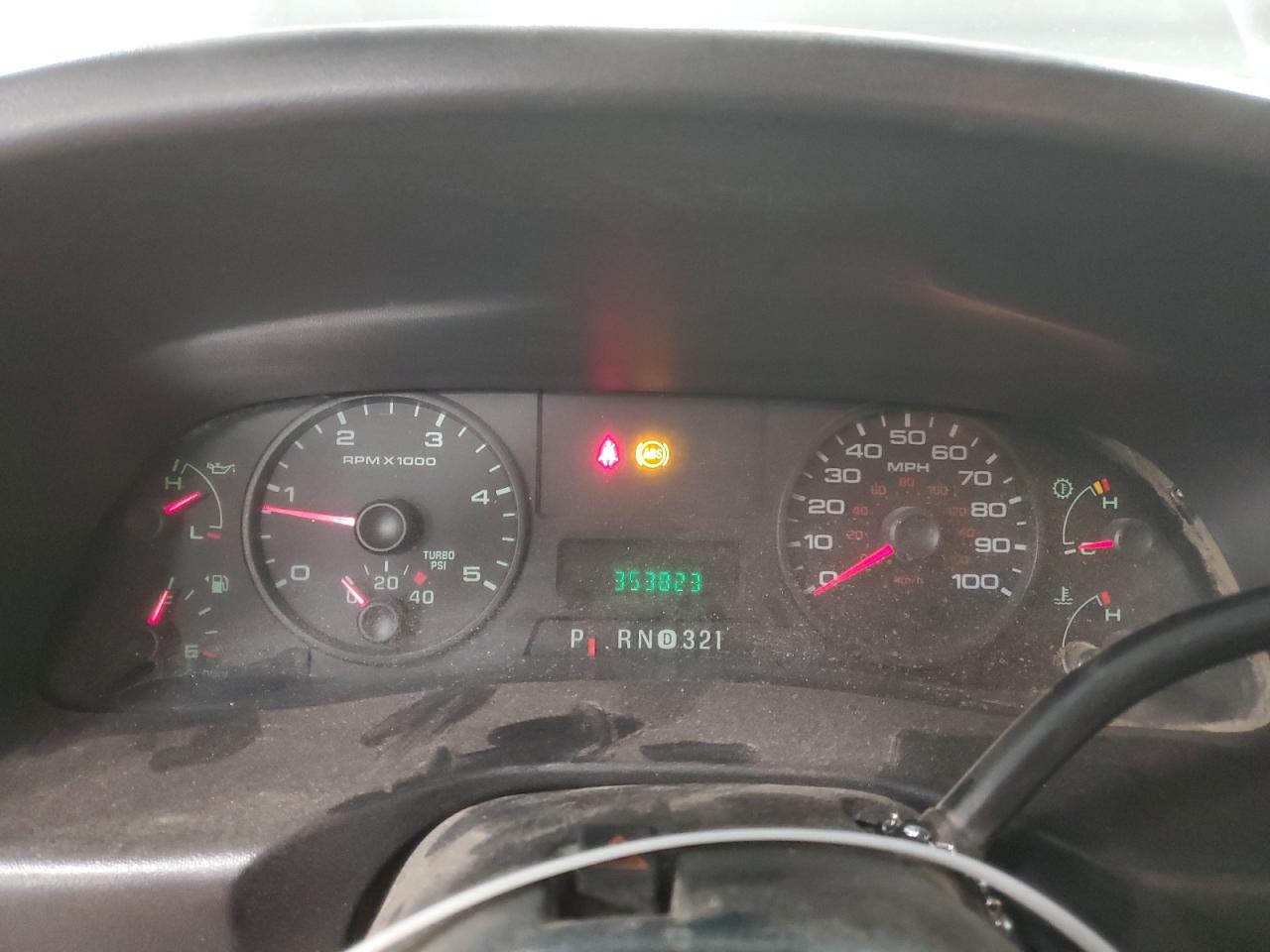 2006 Ford F250 - Image 9