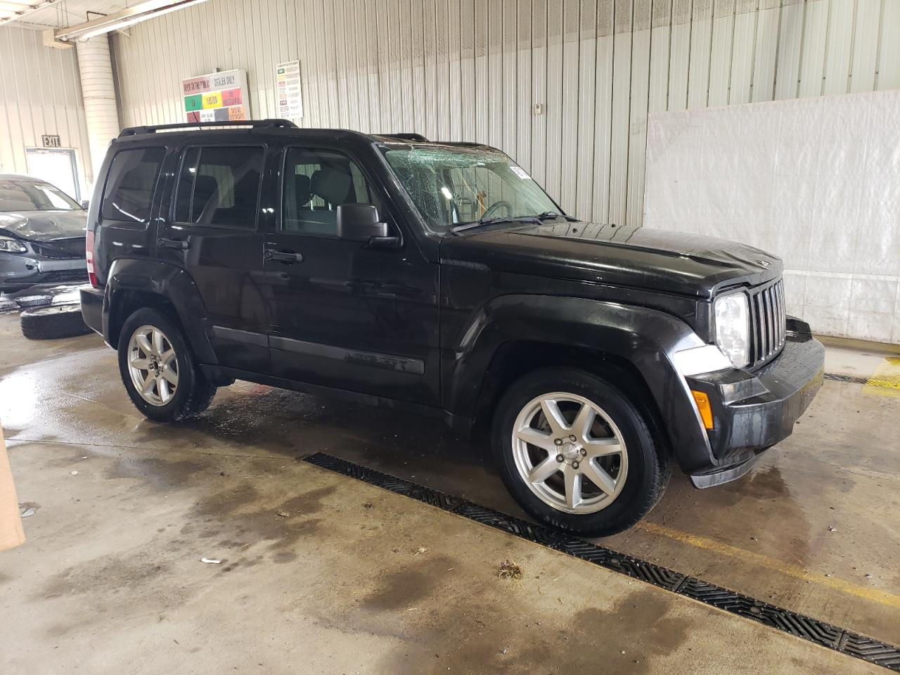 2010 Jeep Liberty (North America) - Image 4