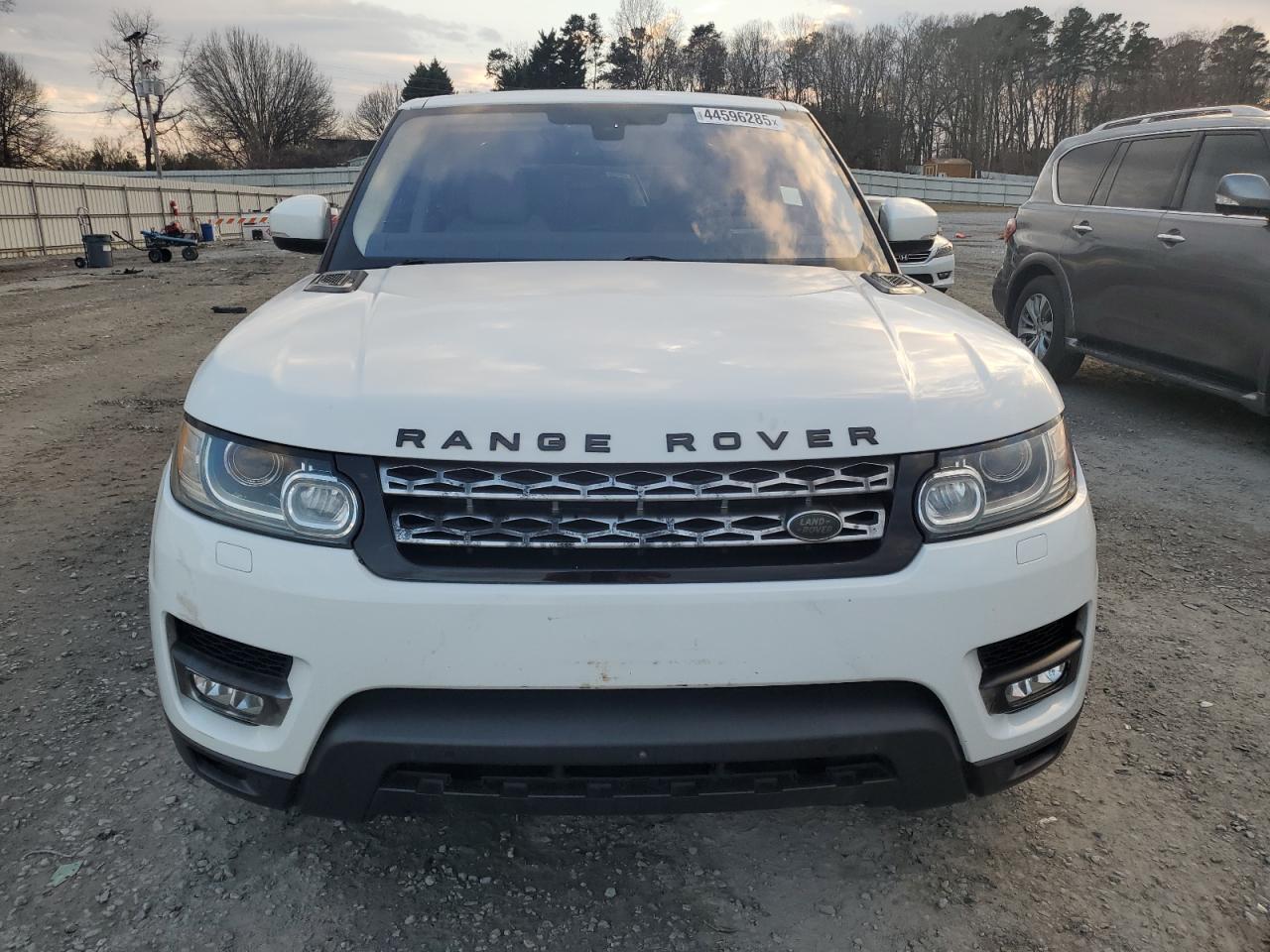 2016 Land Rover Range Rover - Image 5